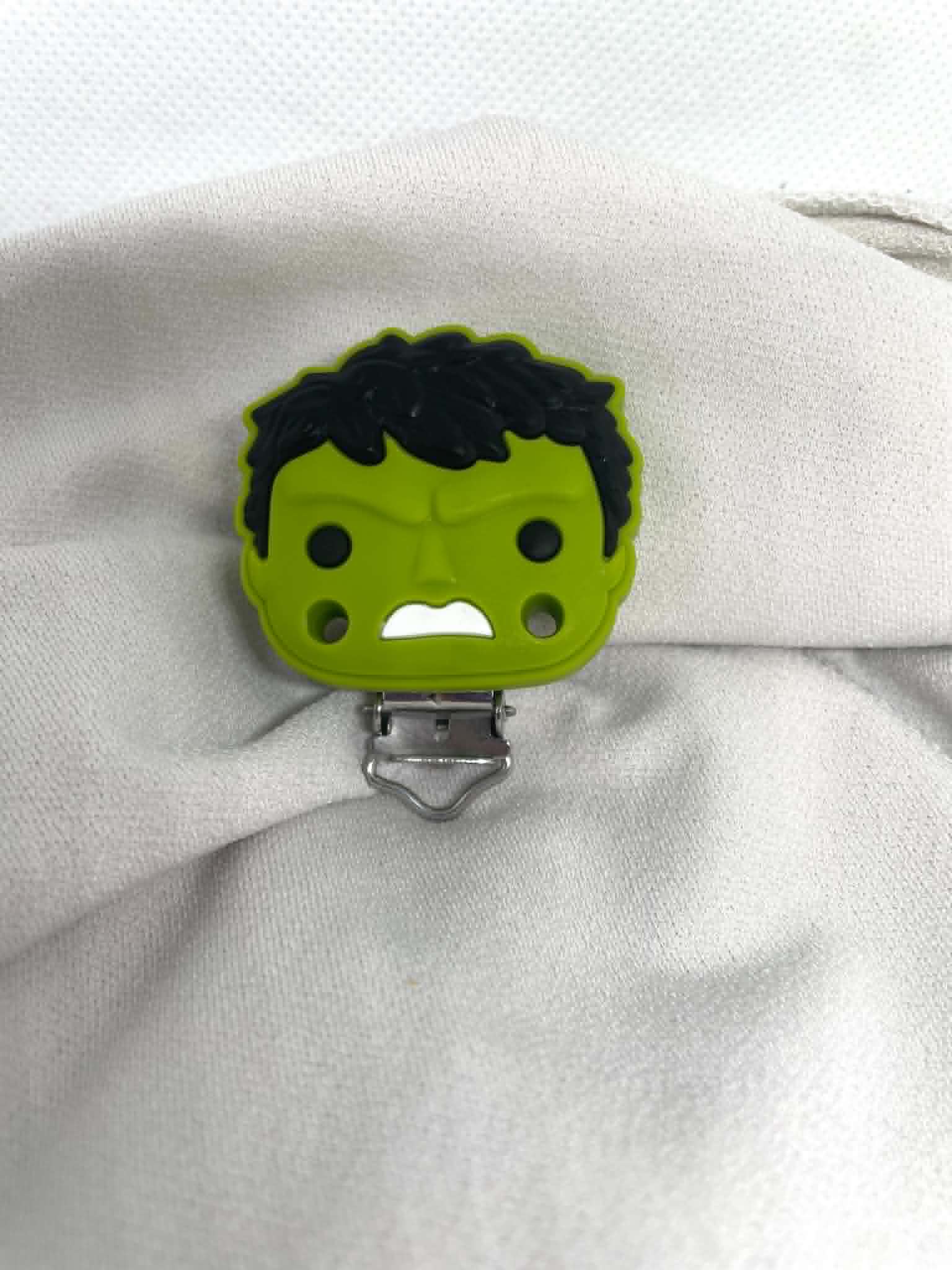 Clip Attache-Sucette Hulk