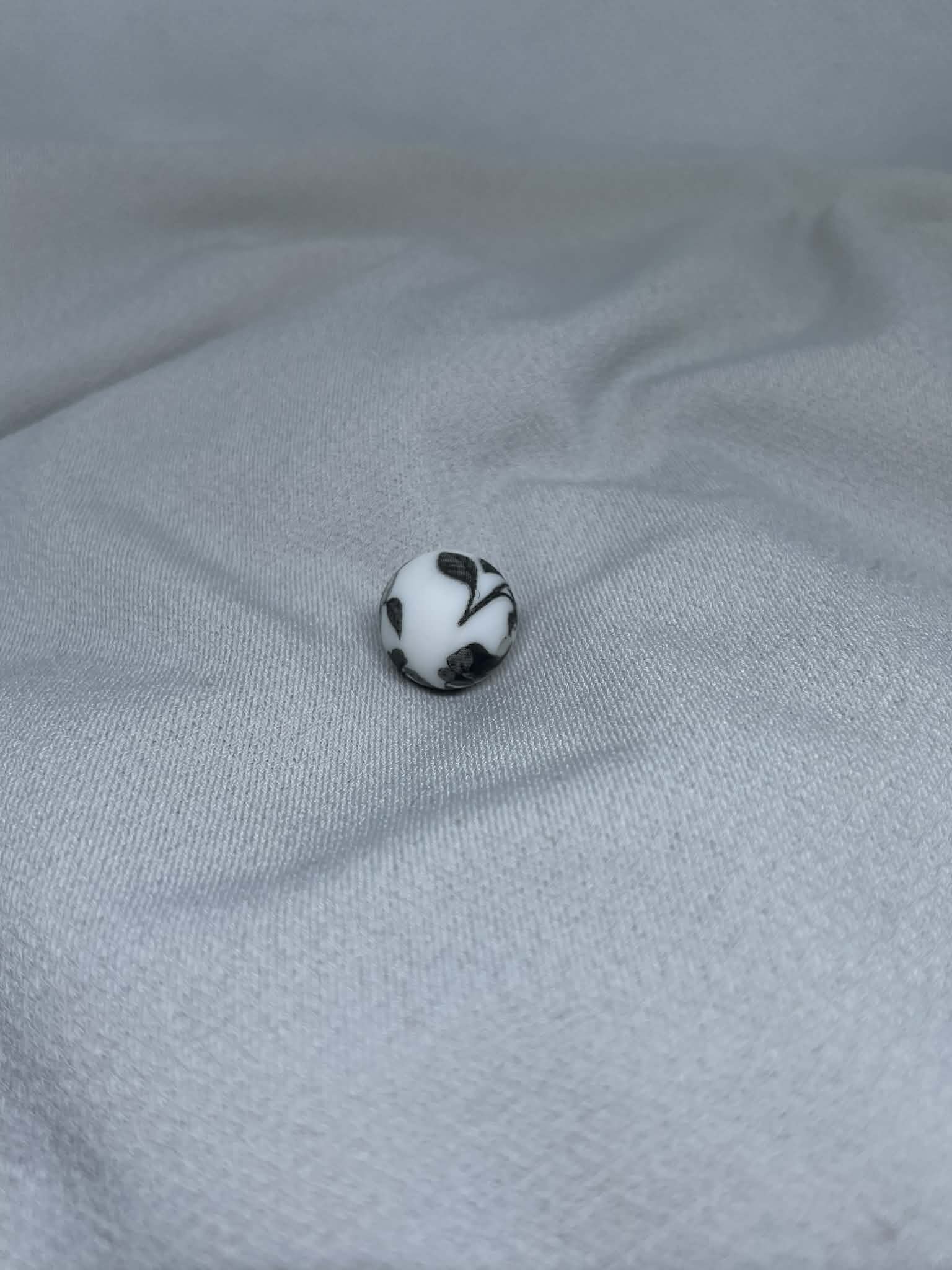 Perles Fleur Blanc et Noir